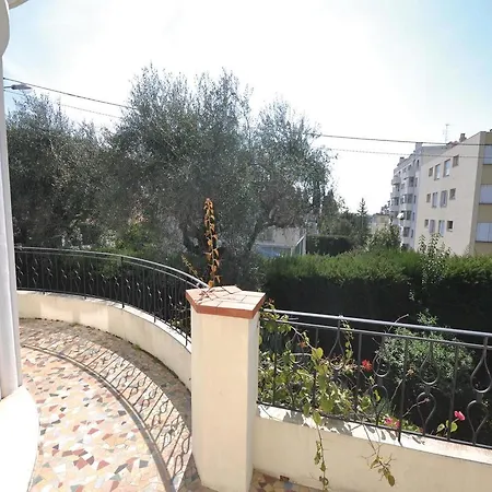 Σπίτι διακοπών Holiday 07 *